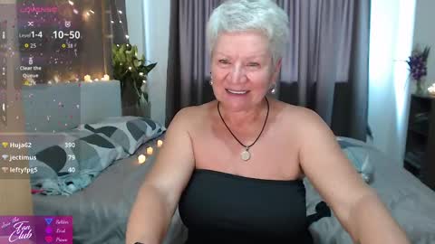 Roxana online show from April 23, 2026, 2:13 am