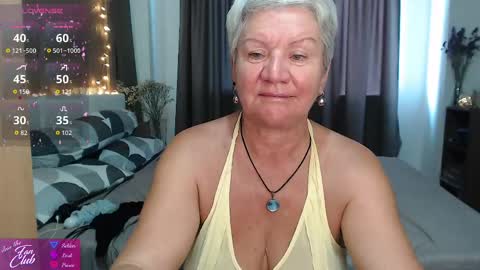 Roxana online show from May 6, 2026, 2:08 am