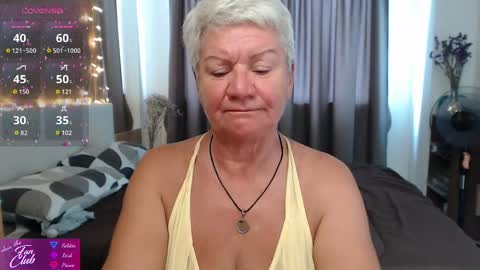 Snapshot of roxana_brooks chatting on May 31, 2026, 1:25 am Roxana online show from May 31, 2026, 1:25 am