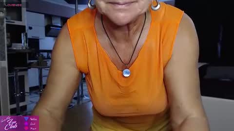 Snapshot of roxana_brooks chatting on July 8, 2026, 4:22 pm Roxana online show from July 8, 2026, 4:22 pm