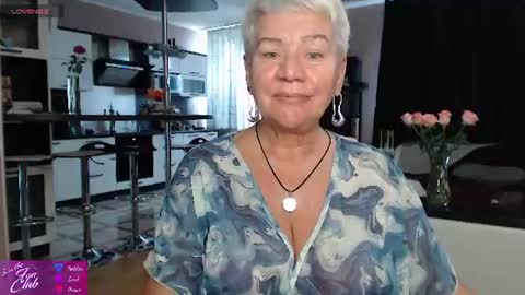 Snapshot of roxana_brooks chatting on August 5, 2026, 1:47 pm Roxana online show from August 5, 2026, 1:47 pm