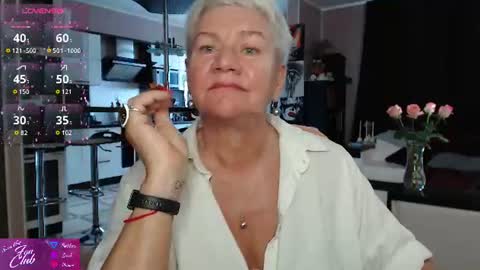 Snapshot of roxana_brooks chatting on August 6, 2026, 2:52 pm Roxana online show from August 6, 2026, 2:52 pm