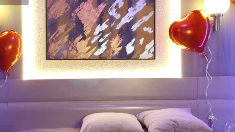 Snapshot of roxana_perry chatting on February 20, 2025, 10:59 am Roxana online show from February 20, 2025, 10:59 am