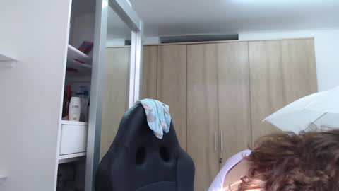 Roxana online show from January 5, 2025, 7:17 pm