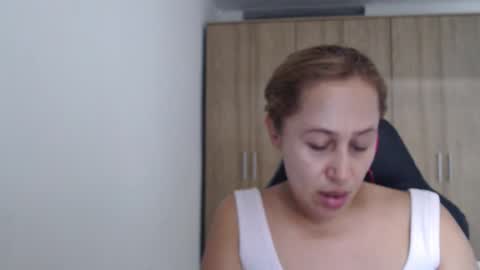 Roxana online show from September 21, 2025, 9:05 pm