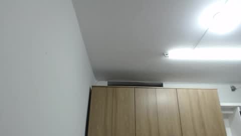 Roxana online show from October 30, 2025, 3:30 am