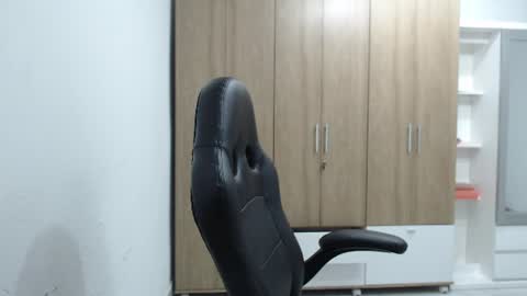 Roxana online show from June 11, 2026, 1:16 am