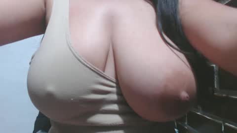 roxxy online show from February 25, 2025, 10:58 am