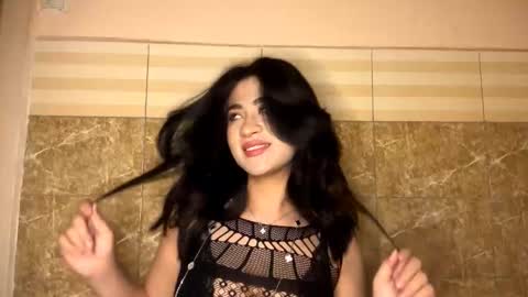 Aylin online show from February 3, 2026, 6:35 pm