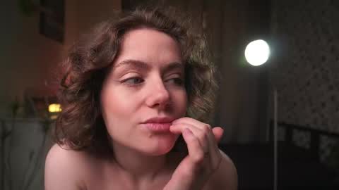 Snapshot of roxannabrik chatting on April 20, 2026, 7:11 am Roxy online show from April 20, 2026, 7:11 am