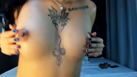 roxanne_evan online show from March 8, 2025, 5:49 am