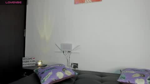 roxanne online show from May 6, 2026, 10:04 pm