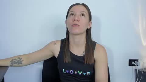 roxanne online show from June 12, 2026, 6:51 pm