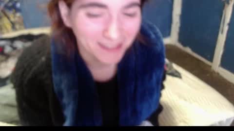 Snapshot of roxanneroulette chatting on January 2, 2025, 2:02 pm Silver online show from January 2, 2025, 2:02 pm