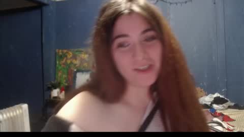 Snapshot of roxanneroulette chatting on January 5, 2025, 5:41 am Silver online show from January 5, 2025, 5:41 am