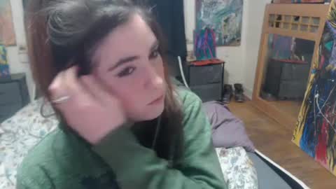 Snapshot of roxanneroulette chatting on January 24, 2025, 3:54 am Silver online show from January 24, 2025, 3:54 am