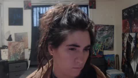 Snapshot of roxanneroulette chatting on February 12, 2025, 5:05 pm Silver online show from February 12, 2025, 5:05 pm
