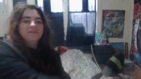 Snapshot of roxanneroulette chatting on February 13, 2025, 1:37 pm Silver online show from February 13, 2025, 1:37 pm
