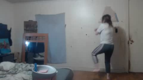 Snapshot of roxanneroulette chatting on March 12, 2025, 1:30 pm Silver online show from March 12, 2025, 1:30 pm