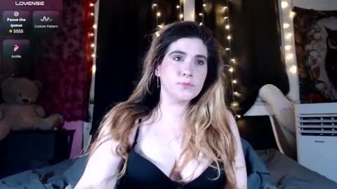 Snapshot of roxanneroulette chatting on July 12, 2026, 4:03 am Silver online show from July 12, 2026, 4:03 am