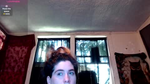 Snapshot of roxanneroulette chatting on July 25, 2026, 7:33 pm Silver online show from July 25, 2026, 7:33 pm