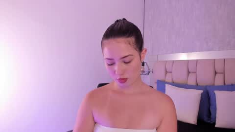 Roxie  online show from January 21, 2025, 7:39 pm