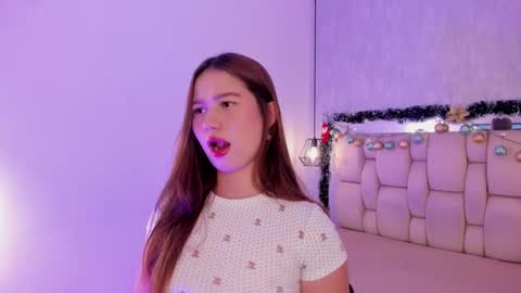 Roxie  online show from December 20, 2025, 7:43 pm