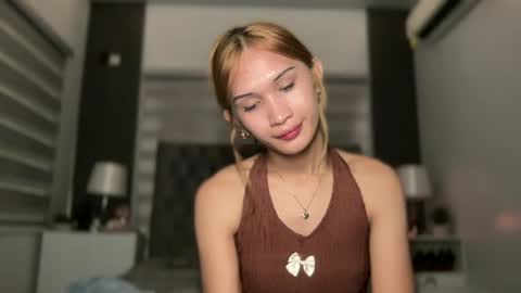 Snapshot of roxie_walton69x chatting on July 9, 2026, 6:45 pm Roxie online show from July 9, 2026, 6:45 pm