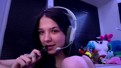 Hana online show from October 16, 2025, 1:34 pm