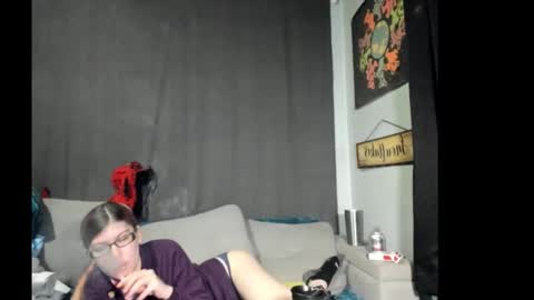 Snapshot of roxihazeleyes chatting on October 13, 2025, 3:56 pm roxihazeleyes online show from October 13, 2025, 3:56 pm