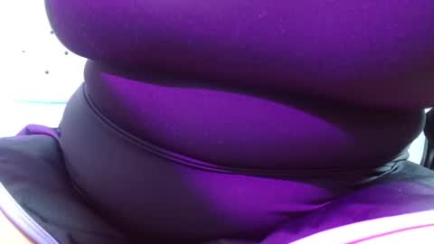 Snapshot of roxx_iie chatting on November 9, 2025, 12:36 pm roxiie online show from November 9, 2025, 12:36 pm