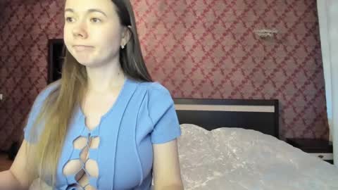 Snapshot of roxxana_xxxx chatting on January 28, 2025, 1:05 pm roxxana_xxxx online show from January 28, 2025, 1:05 pm