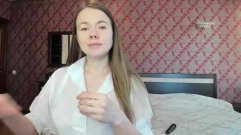 Snapshot of roxxana_xxxx chatting on February 5, 2025, 7:07 am roxxana_xxxx online show from February 5, 2025, 7:07 am