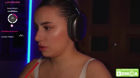 roxxxete online show from September 10, 2025, 3:56 pm