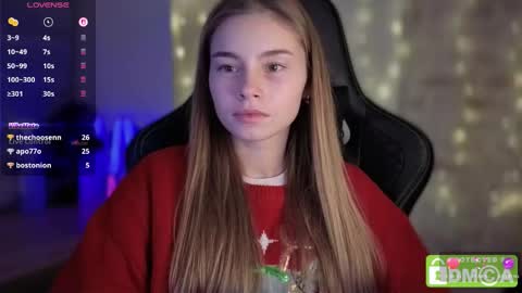 Snapshot of roxxxie_reid chatting on December 20, 2025, 11:23 pm Roxieex ABBY online show from December 20, 2025, 11:23 pm