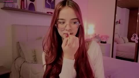 Roxxy online show from December 1, 2025, 10:26 pm