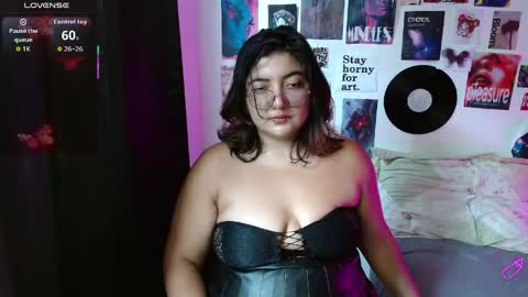 Roxana online show from April 27, 2026, 6:17 pm