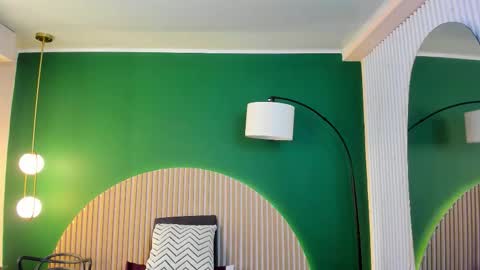 Snapshot of roxy_hell chatting on October 9, 2025, 12:03 pm Roxy hell online show from October 9, 2025, 12:03 pm