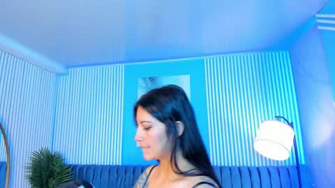 Snapshot of roxy_hell chatting on November 4, 2025, 12:26 pm Roxy hell online show from November 4, 2025, 12:26 pm