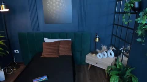 Snapshot of roxy_hell chatting on January 6, 2026, 12:31 pm Roxy hell online show from January 6, 2026, 12:31 pm