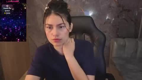 Roxy online show from August 5, 2026, 1:03 pm