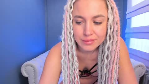 Roxy online show from December 10, 2024, 8:08 am