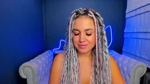 Roxy online show from October 18, 2025, 1:41 am