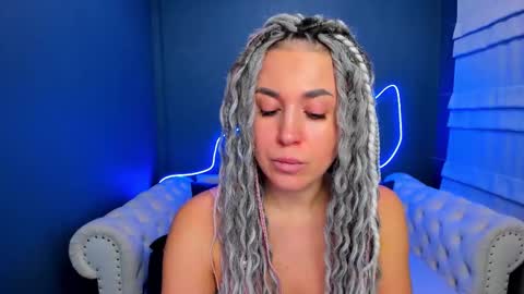 Roxy online show from February 4, 2026, 1:22 am