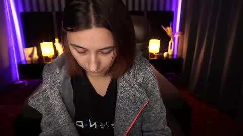 Snapshot of roxy_rayy chatting on December 5, 2024, 8:55 pm roxy_rayy online show from December 5, 2024, 8:55 pm