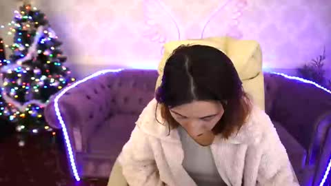 Snapshot of roxy_rayy chatting on December 16, 2024, 10:24 pm roxy_rayy online show from December 16, 2024, 10:24 pm