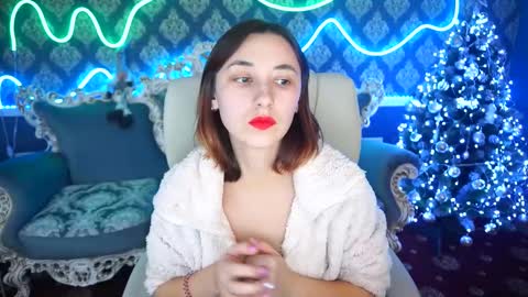 Snapshot of roxy_rayy chatting on December 19, 2024, 8:02 pm roxy_rayy online show from December 19, 2024, 8:02 pm