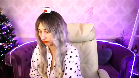 Snapshot of roxy_rayy chatting on December 24, 2024, 2:01 pm roxy_rayy online show from December 24, 2024, 2:01 pm