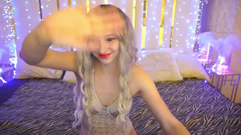 Snapshot of roxy_rayy chatting on February 4, 2025, 10:10 am roxy_rayy online show from February 4, 2025, 10:10 am