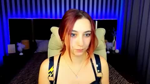 Snapshot of roxy_rayy chatting on October 16, 2025, 6:03 am roxy_rayy online show from October 16, 2025, 6:03 am